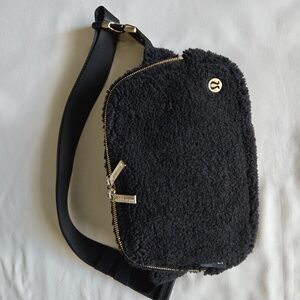 LULULEMON Everywhere Belt Bag Large 2L